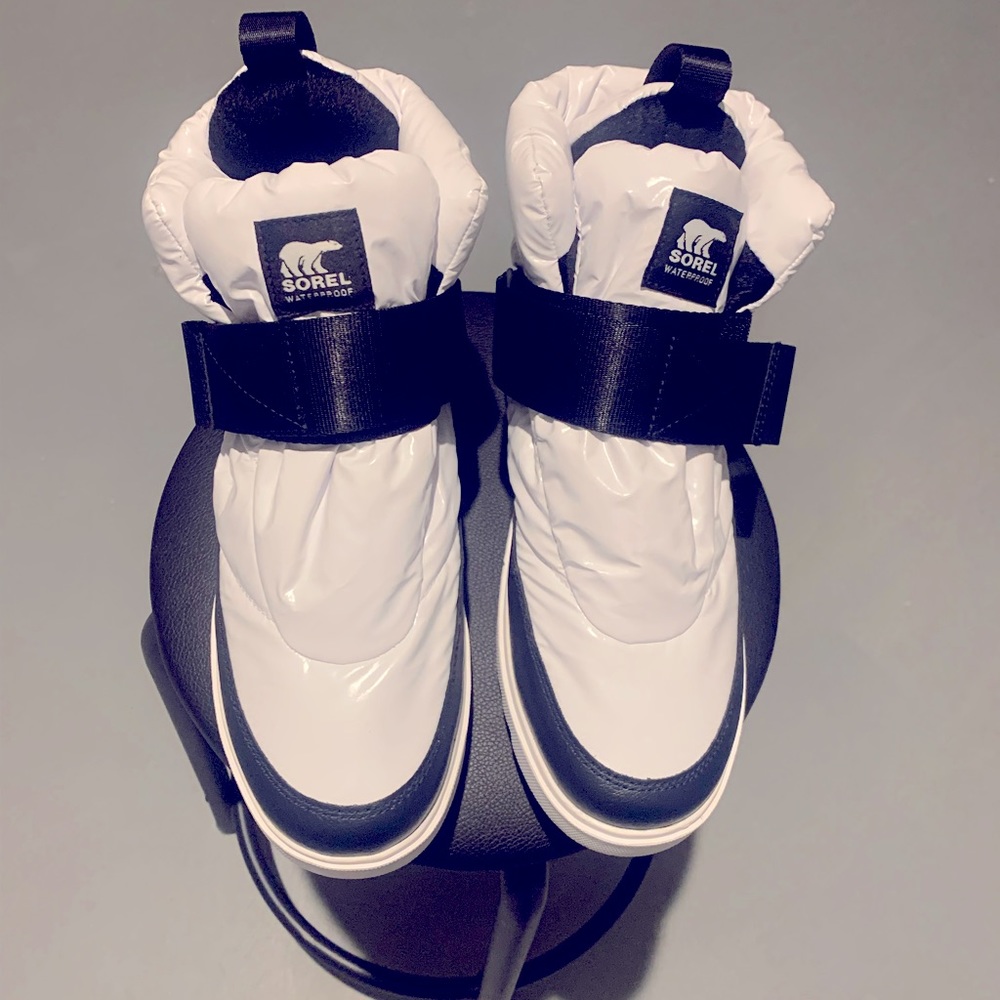 SOREL - Women’s JOAN of ARTIC Next Lite Strap Puffy 200g Boot